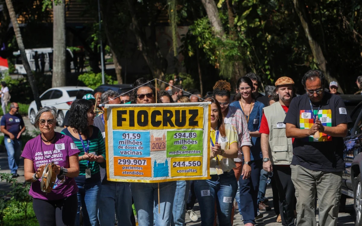 Servidores da Fiocruz fazem nova paralisação por reajuste salarial