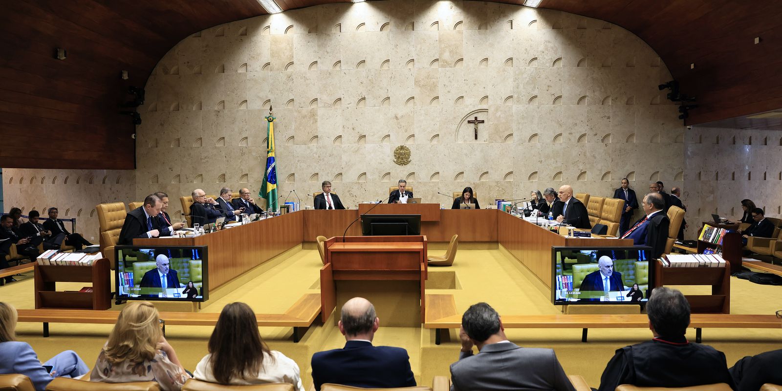 STF valida prisão após condenação pelo júri