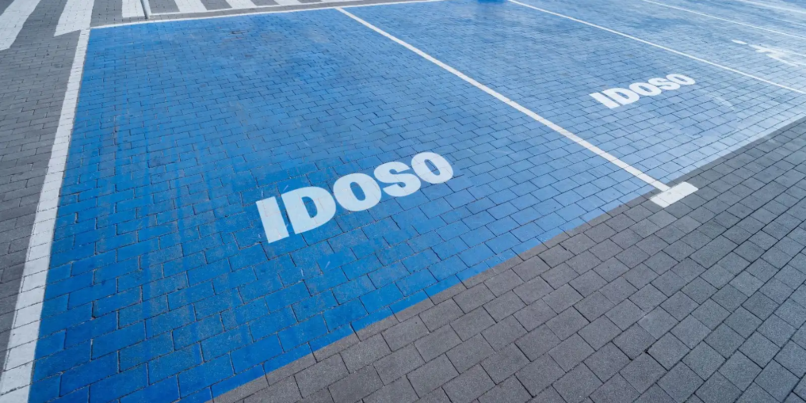 Credencial de estacionamento para idoso e PCD ganha versão digital