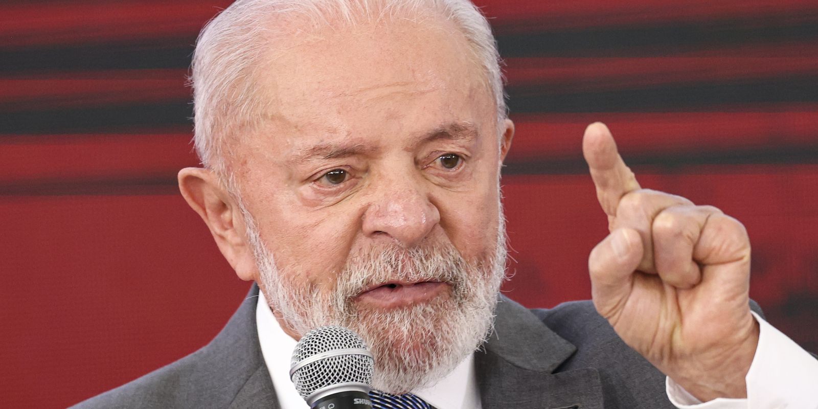 Lula assina MP que prevê apoio financeiro a produtores rurais gaúchos