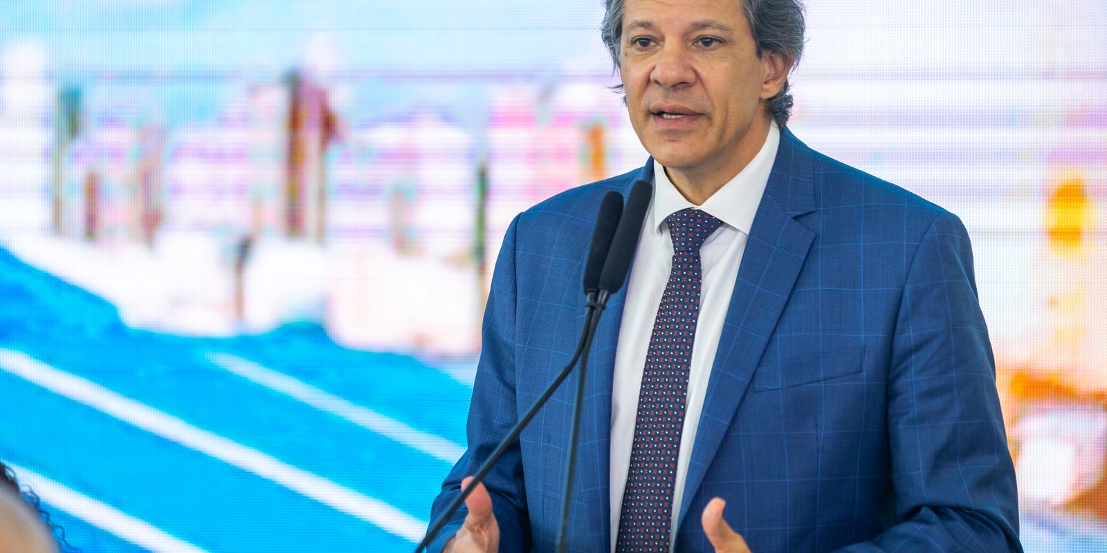 Pacote de corte de gastos deve ser anunciado nesta semana, diz Haddad